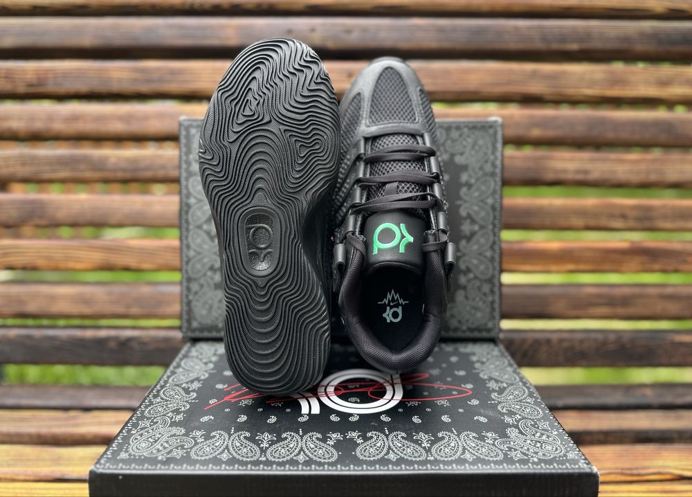 Баскетбольні кросівки Nike Kd 18