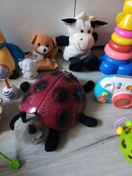 Zestaw zabawek niemowlęcych dla maluszka interaktywne sensoryczne