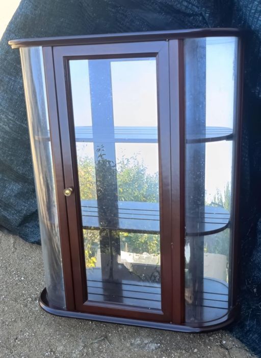 Vitrine para mesa ou para parede, prateleiras,para coleção