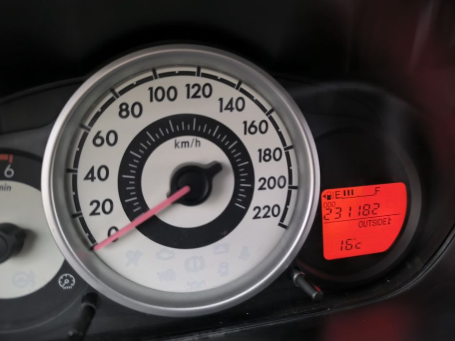 Mazda 2 1.4 Diesel – 2008 | Muito bom estado