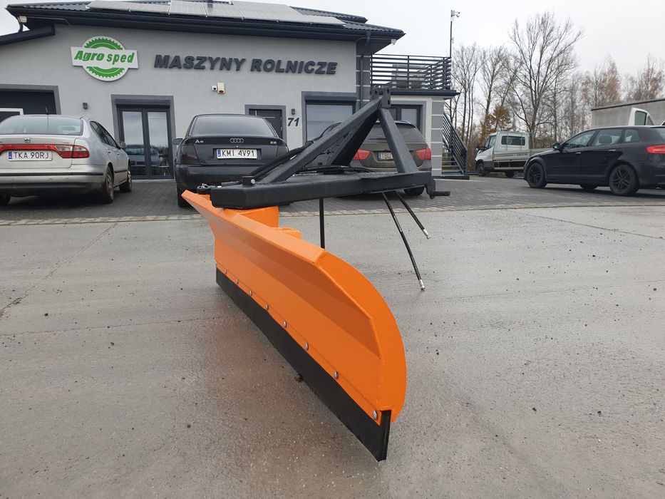 Pług obrotowy do śniegu