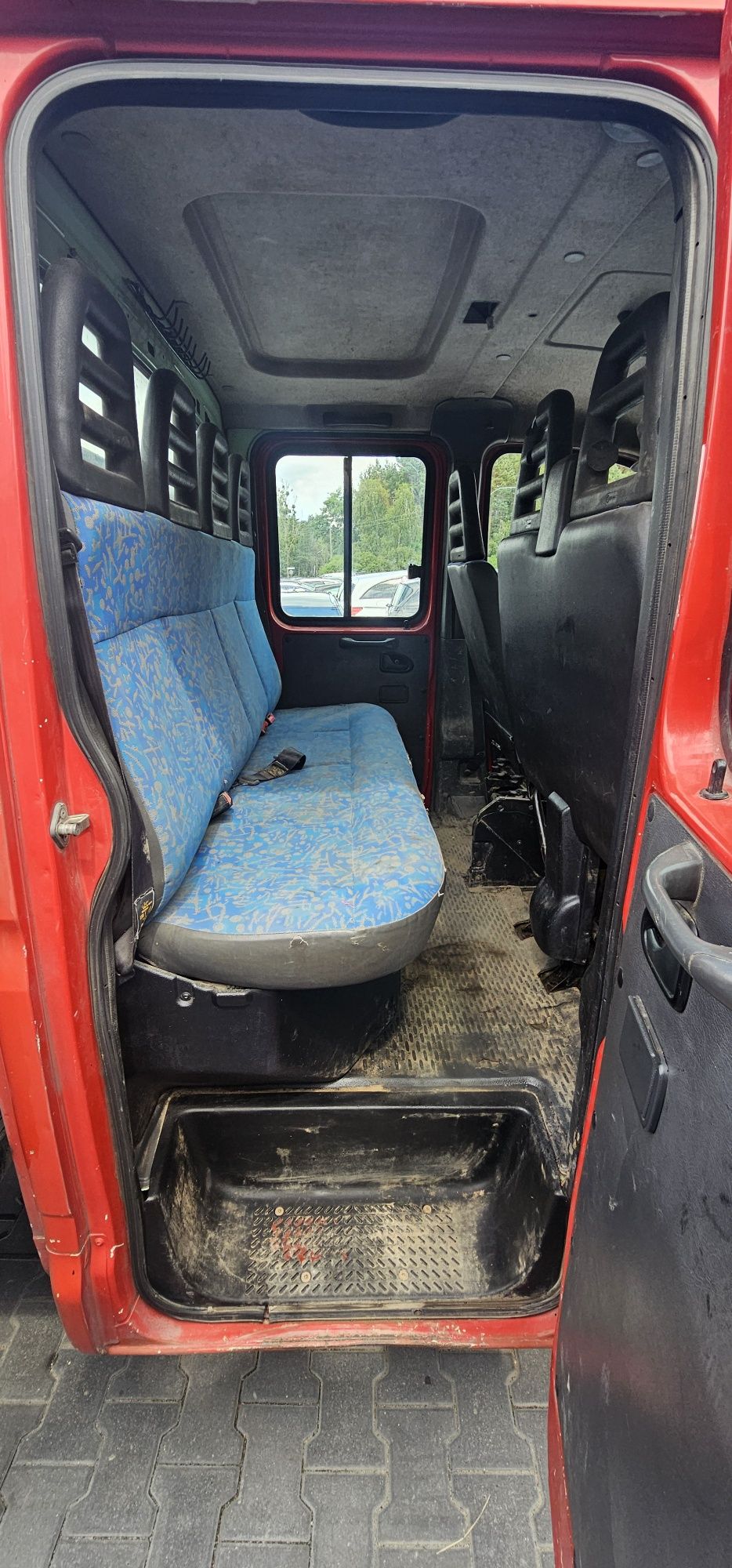 Iveco Daily 7-Osobowy + PAKA Skrzyniowy Brygadówka 2001r 2.8D