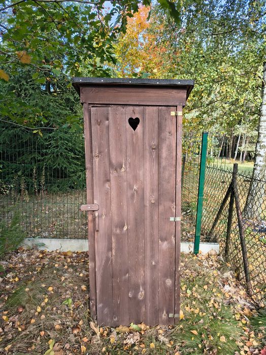 Wychodek - Drewniane WC na budowę