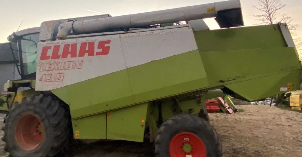 Rura wysypu kombajn claas Lexion 430  450 inne