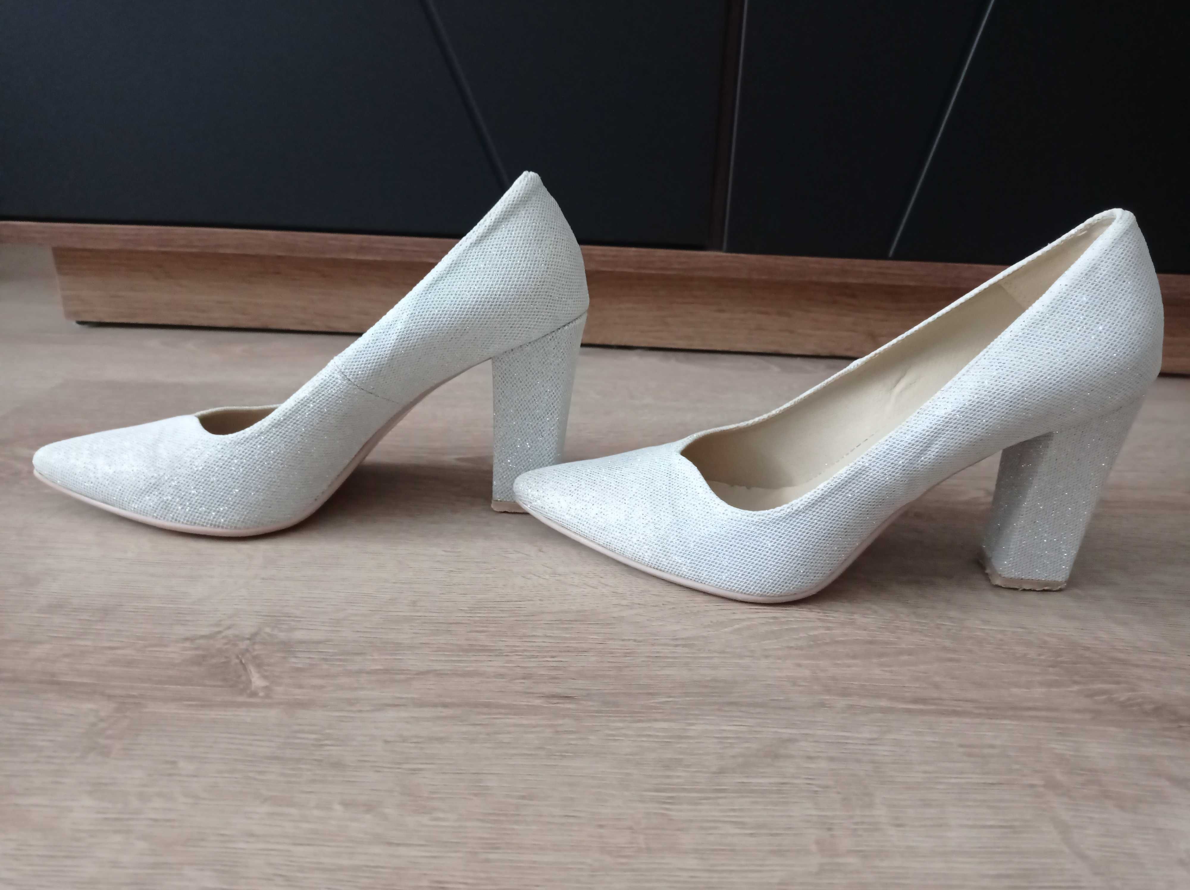 Buty ślubne brokatowe 38