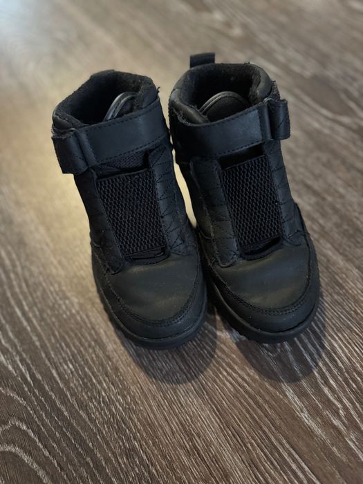 Чоботи,ботинки Zara,Puma