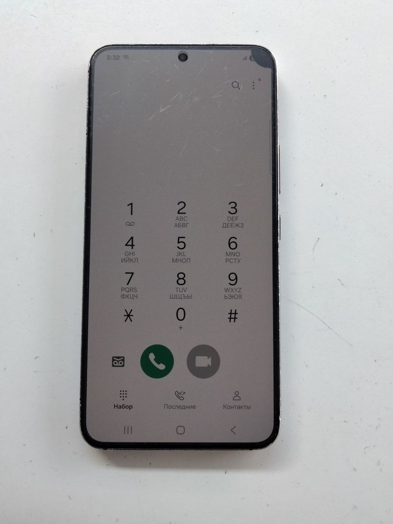 Samsung S22 8/128
