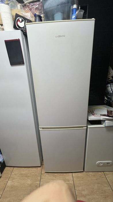 Frigorífico Combinado Daewoo RN-331NPW – Muito Bom Estado!