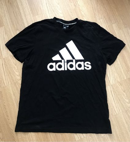 Футболка Adidas чорна ( M - L , ідеал , велике лого )
