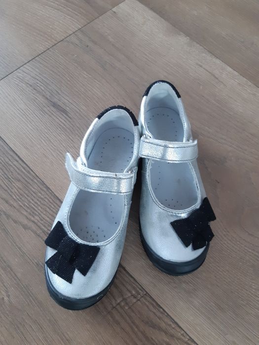 Półbuty baleriny Kornecki r 27