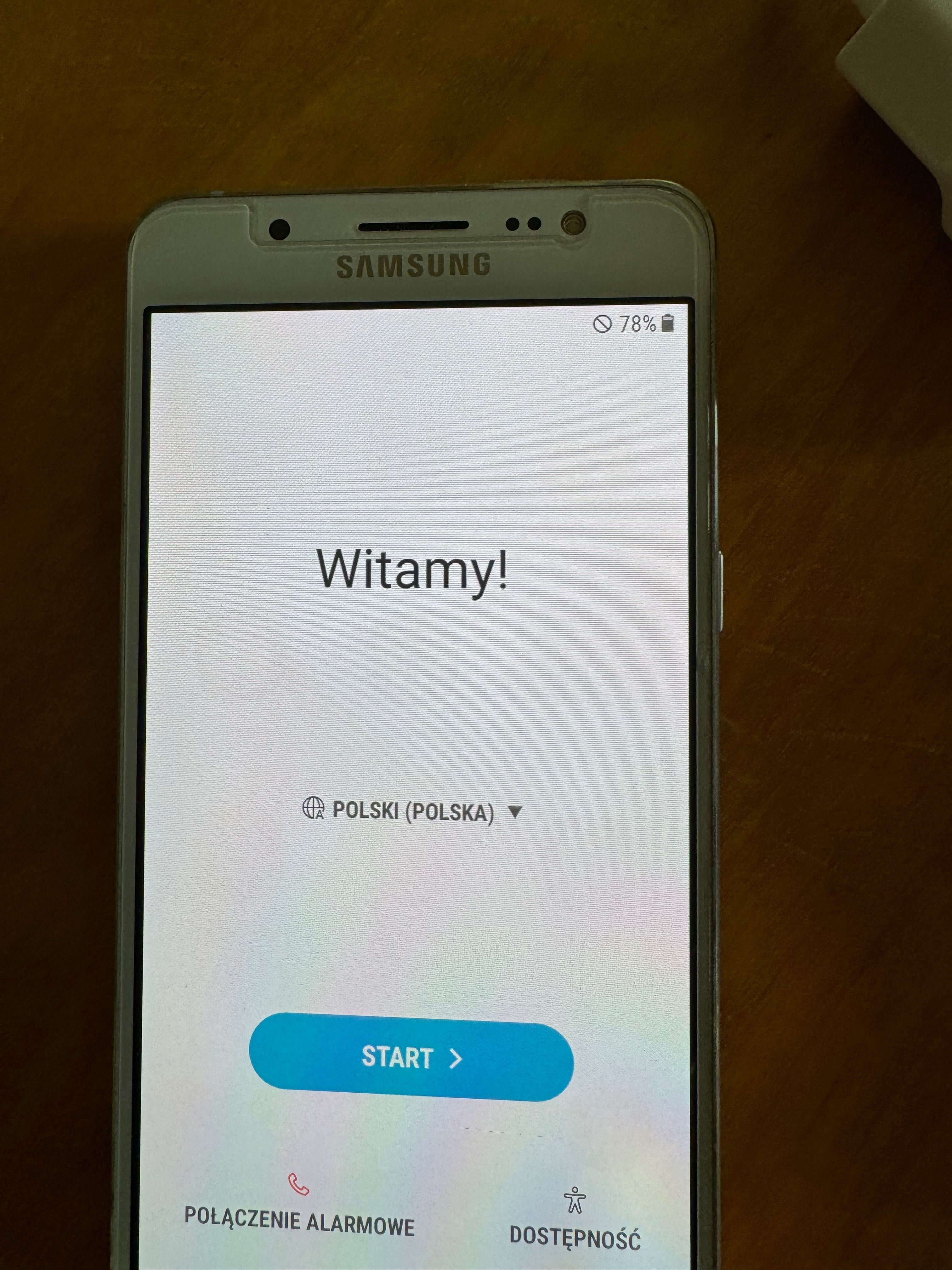 Telefon Samsung Galaxy J5 /6/ - 16GB biały