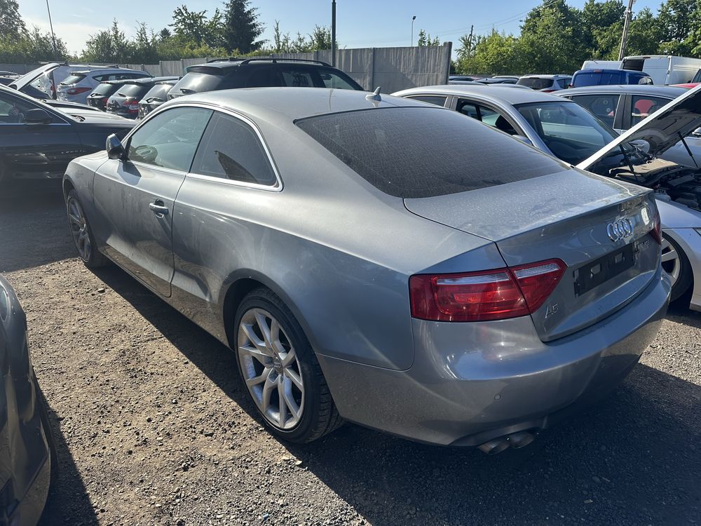 Audi A5 silnik 2.0 TDI  CAHA 2009r,Anglik z kluczykami