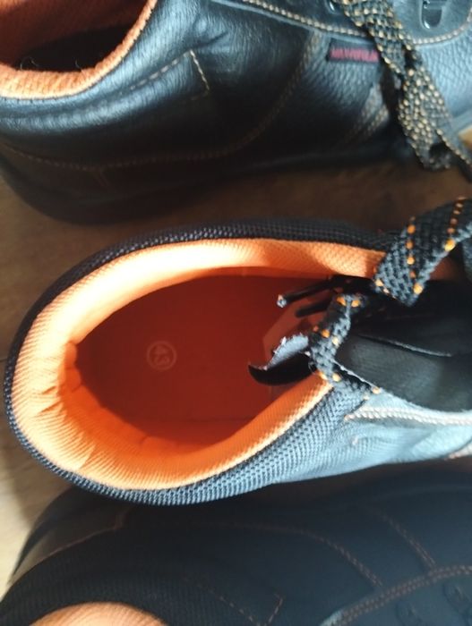 Buty robocze rozmiar 43