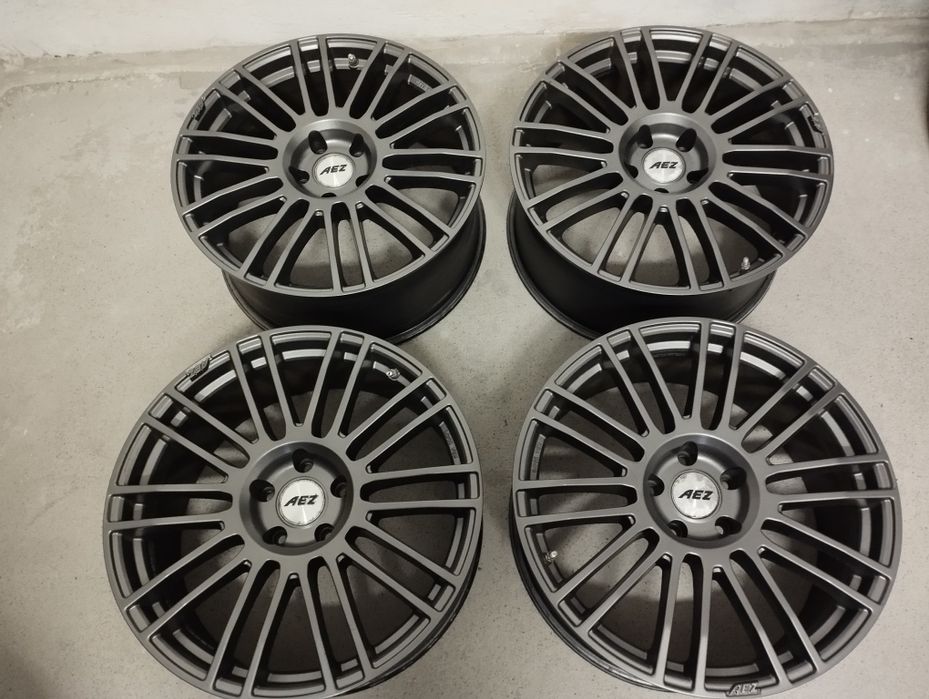 R20 5x120 AEZ Strike 9j et40 BMW Toureg Range Rover Insignia Amarok