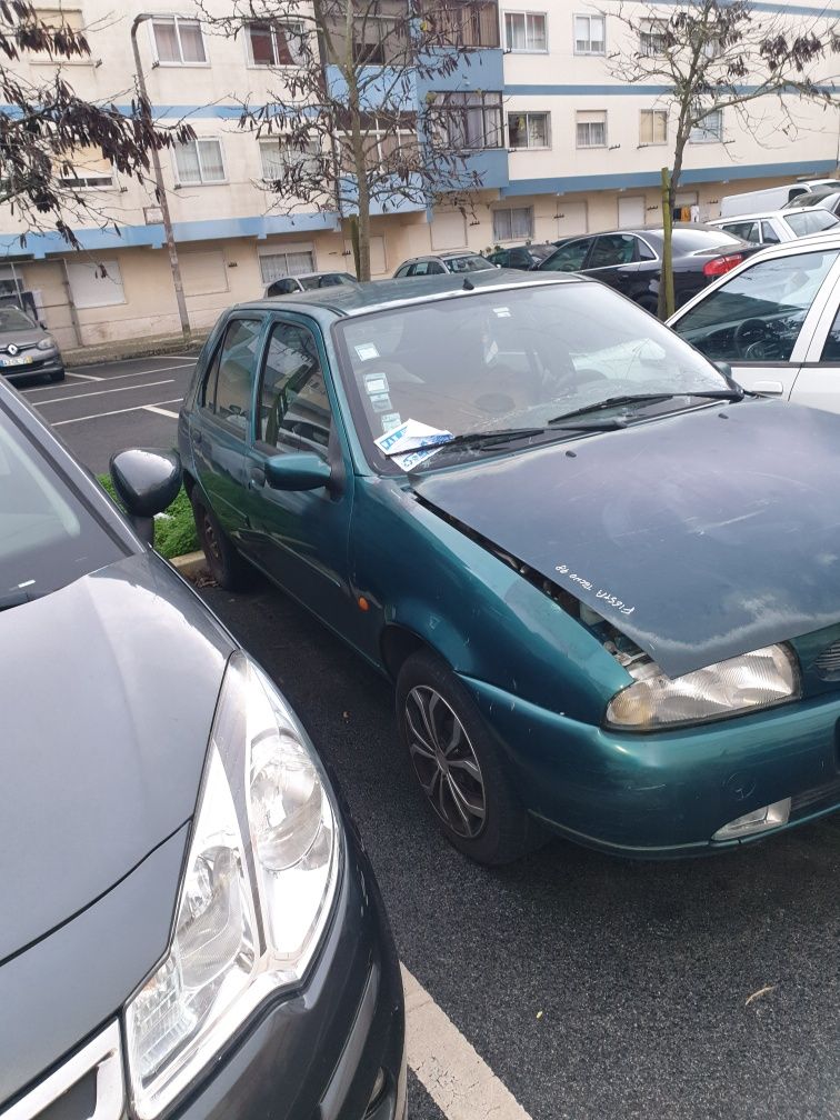 Ford fiesta para peças