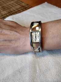 Damski zegarek Jordan Kerr w bransolecie