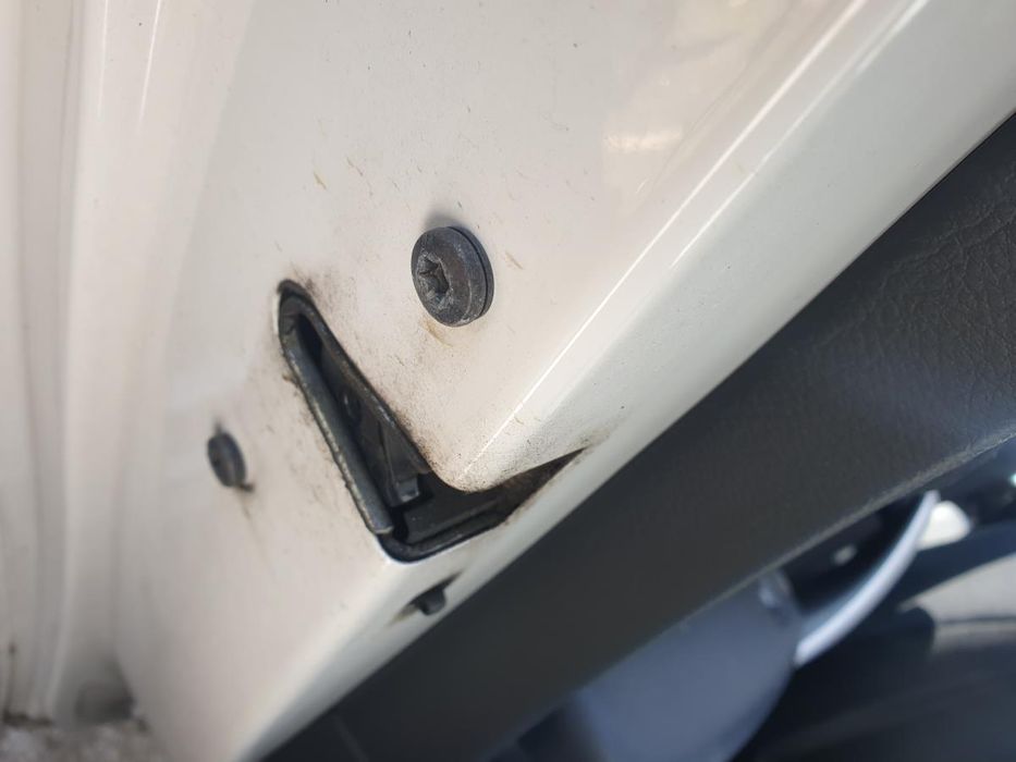 Fechadura / fecho porta frente esquerdo BMW 1 (F20)