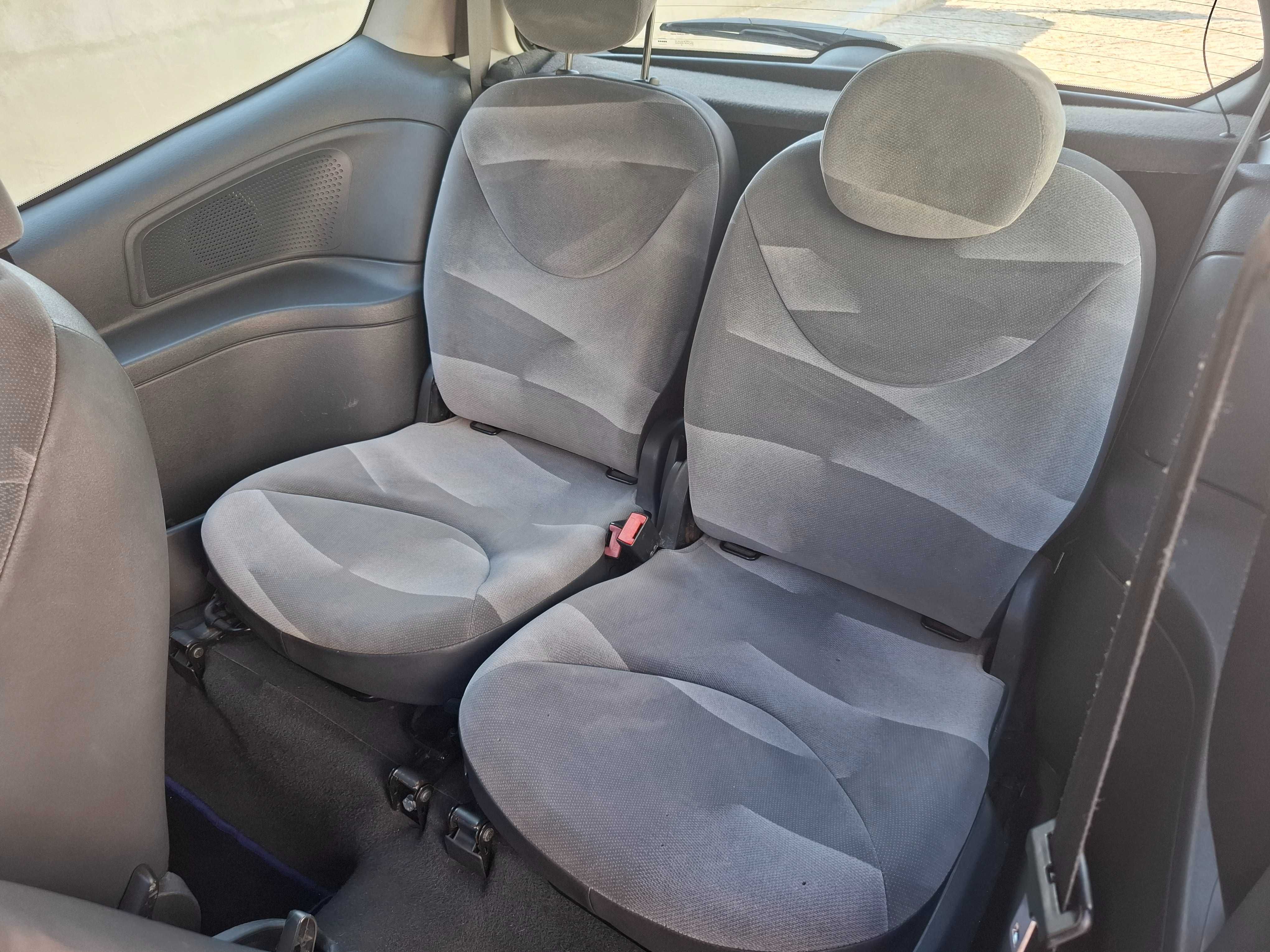 Citroên C 2 1.1 Gasolina Apenas 160 Mil Kms