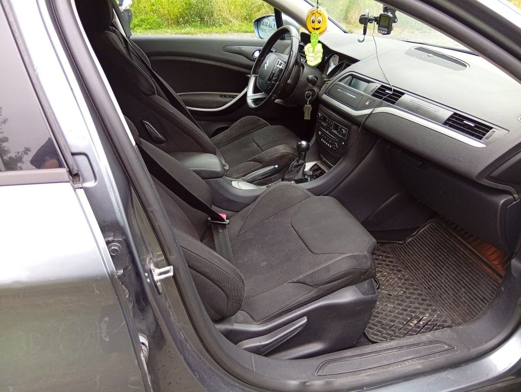 Sprzedam Citroen C5 do 10-08-25 dla zdecydowanych 9000 do negocjacji