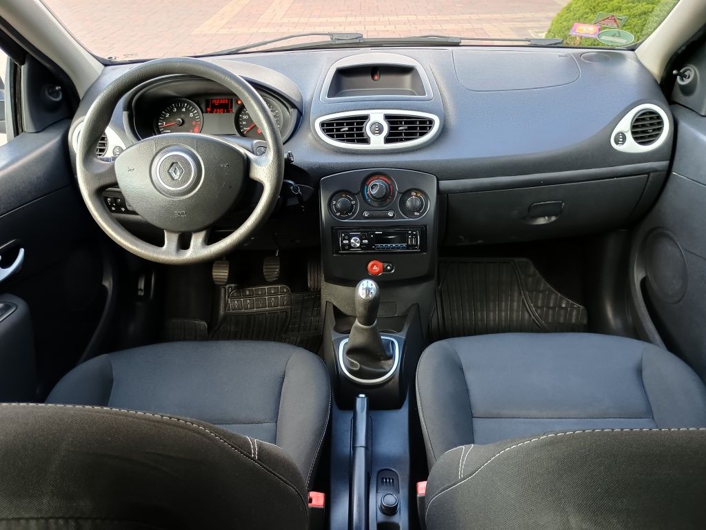 Renault Clio III Lift 2012r 1,2i 75KM 150.000km BEZWYPADKOWE z Niemiec