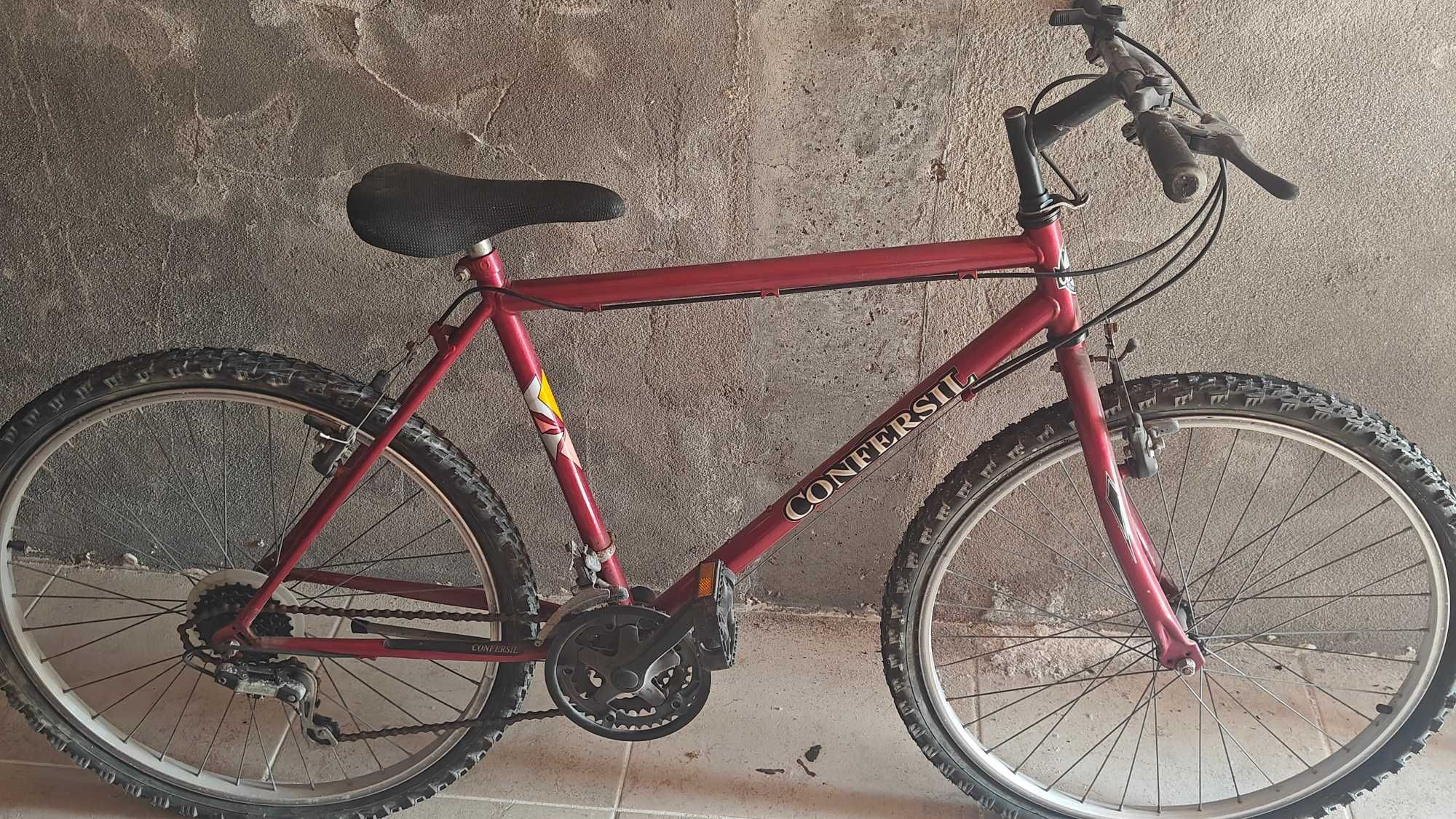 Bicicleta usada em bom estado