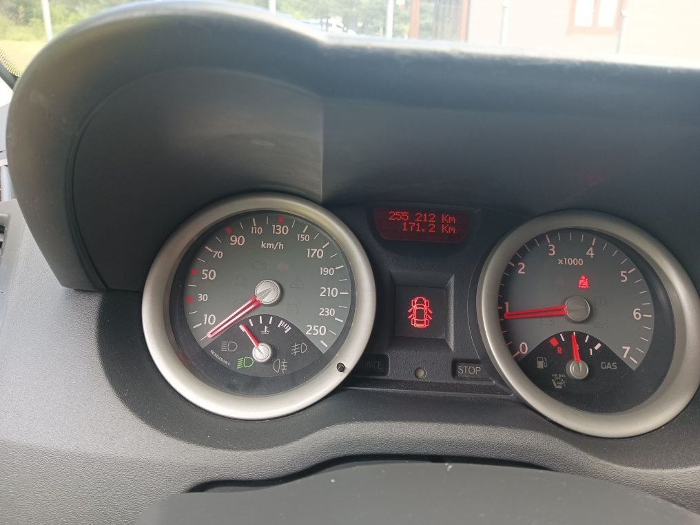 Renault Megane 2 2 0 16V
