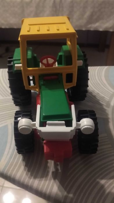 Kolorowy traktor