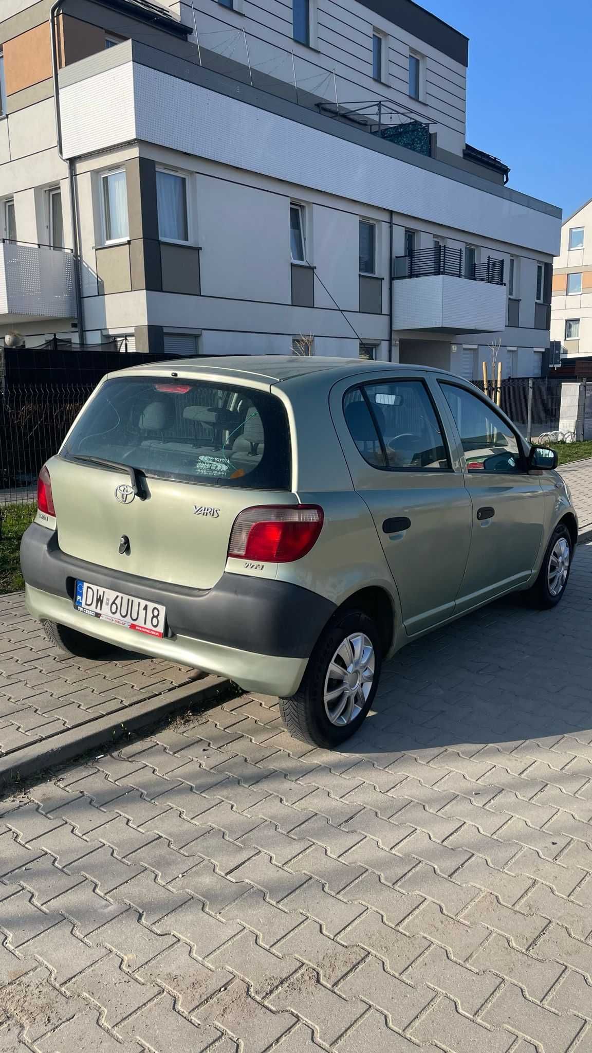 Toyota Yaris sprzedam.