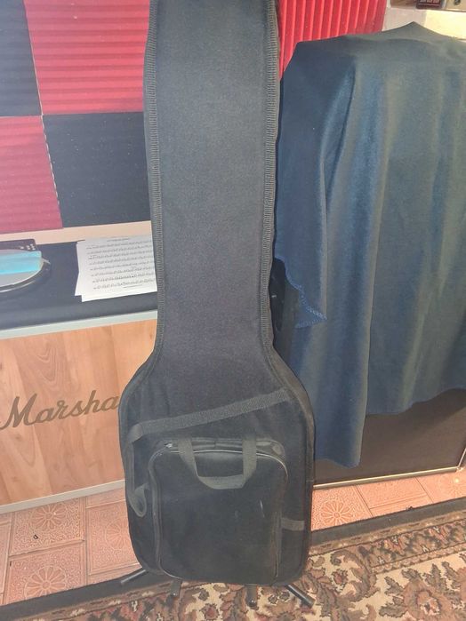Gitara basowa lutnicza