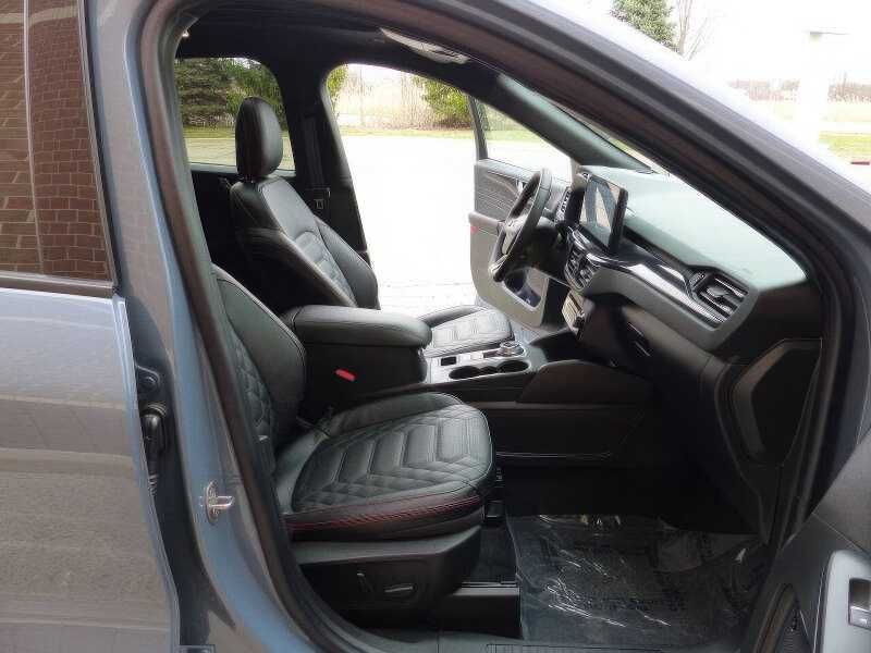 2024 Ford Escape ST-Line Elite