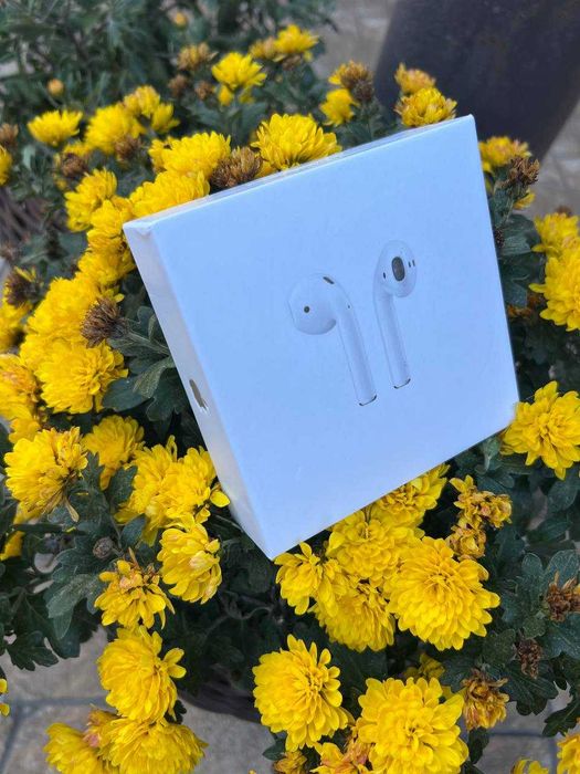 Бездротові наушники AirPods2 Apple