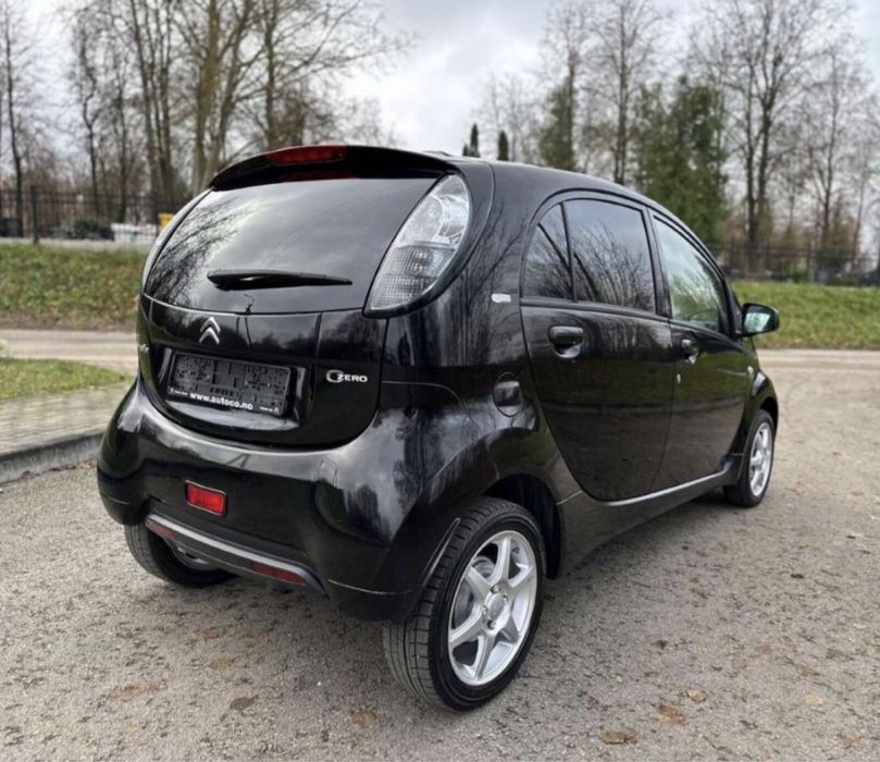 Сітроєн C-Zero Citroen електромобіль