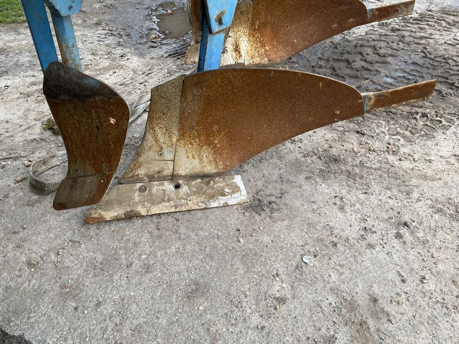 Pług 3 skibowy obrotowy lemken rabewerk frost