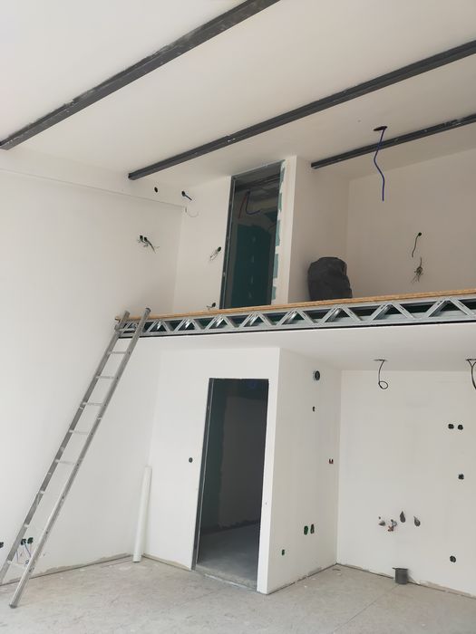 Serviços de Pladur.