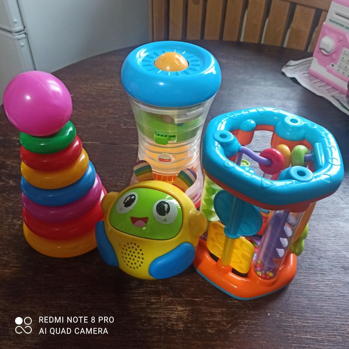Bebo turlaczek, wieża z kulkami Fisher Price, wieża niespodzianka,