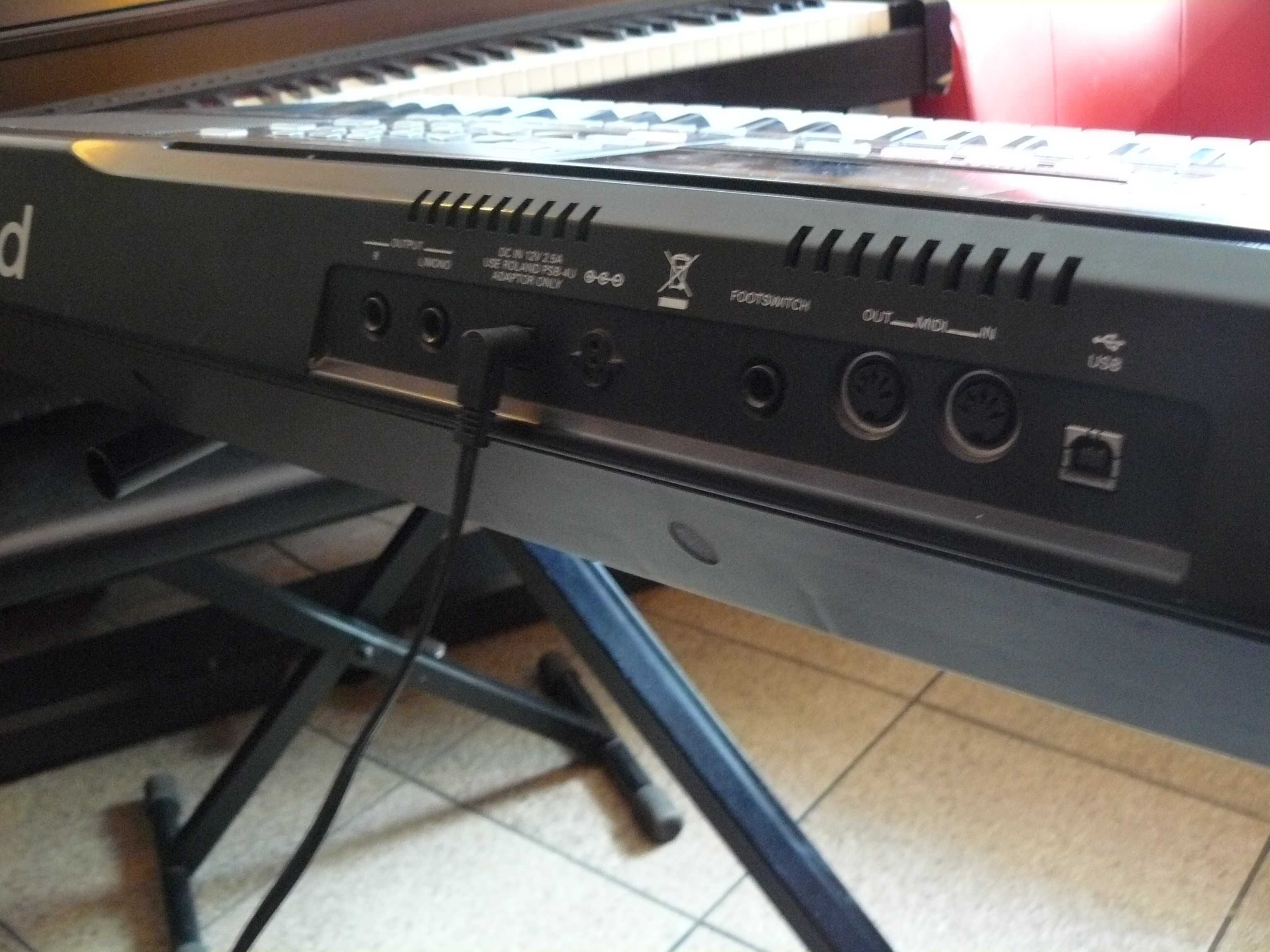 Keyboard Aranger Roland EXR-E2