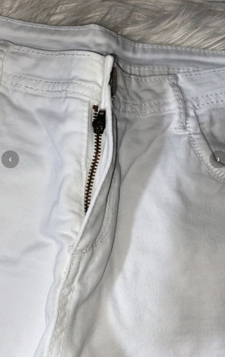 Spodenki białe reserved