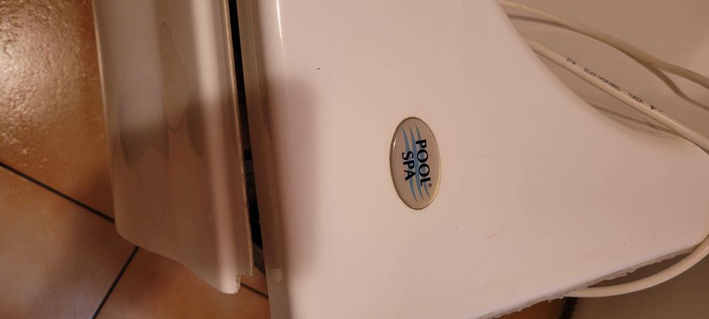 Wanna narożna poolspa z hydromasażem sprawna