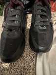 Sapatos/ tenis pretos usados 1 vez nr 35