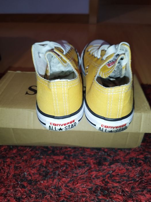 Tenis de lona, sapatilhas