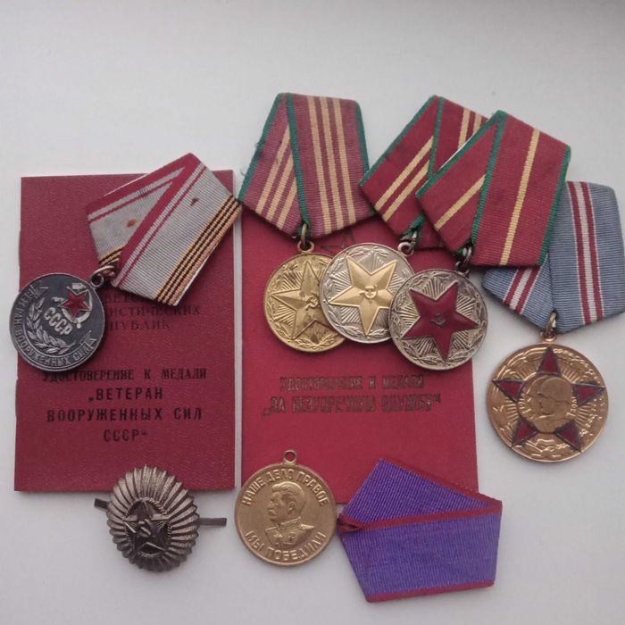 Значки СССР. Состояние разное.