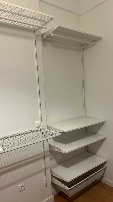 Estrutura modular IKEA BOAXEL