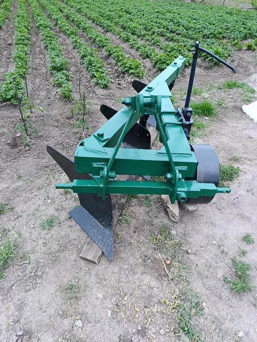 Плуг   ПЛН   3-35