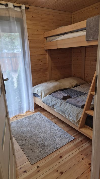 Domki pod Sosnami PREMIUM Jacuzzi  Basen Sauna DUŻA WIATA Radawa
