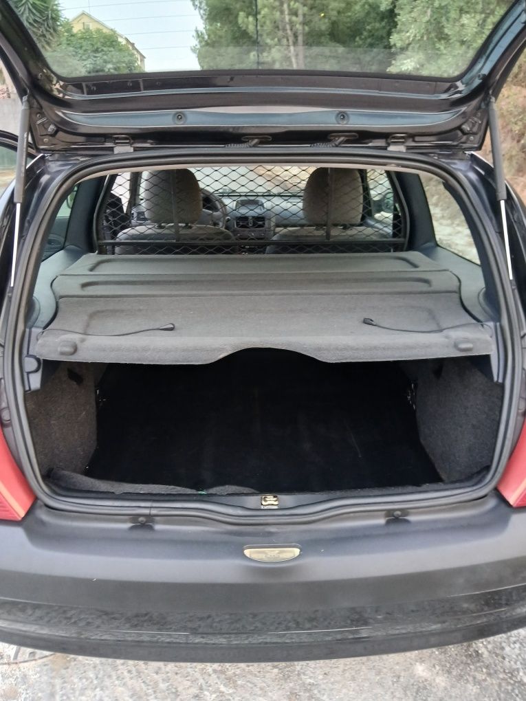 Renaul clio de 2006 1.5 dci estimado