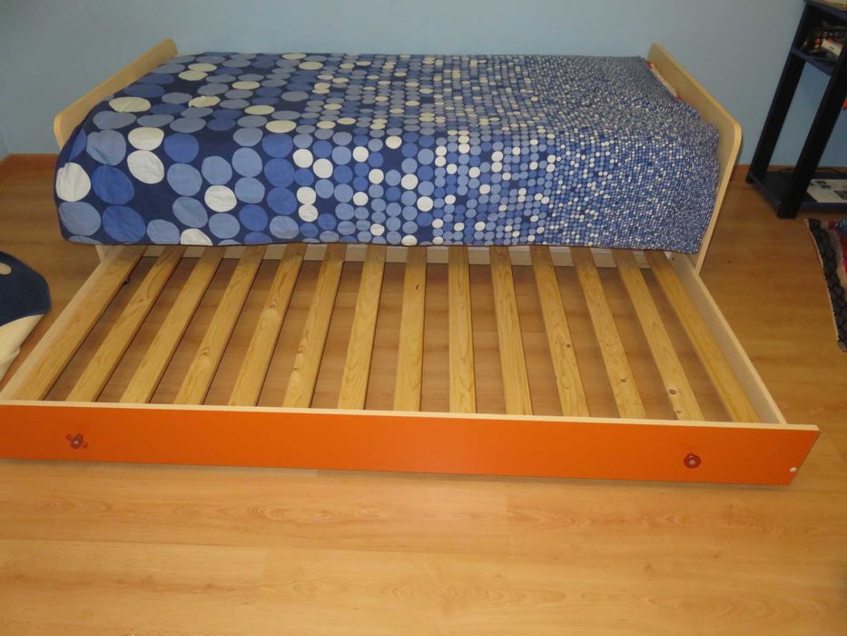 Quarto infantil unissexo em muito bom estado