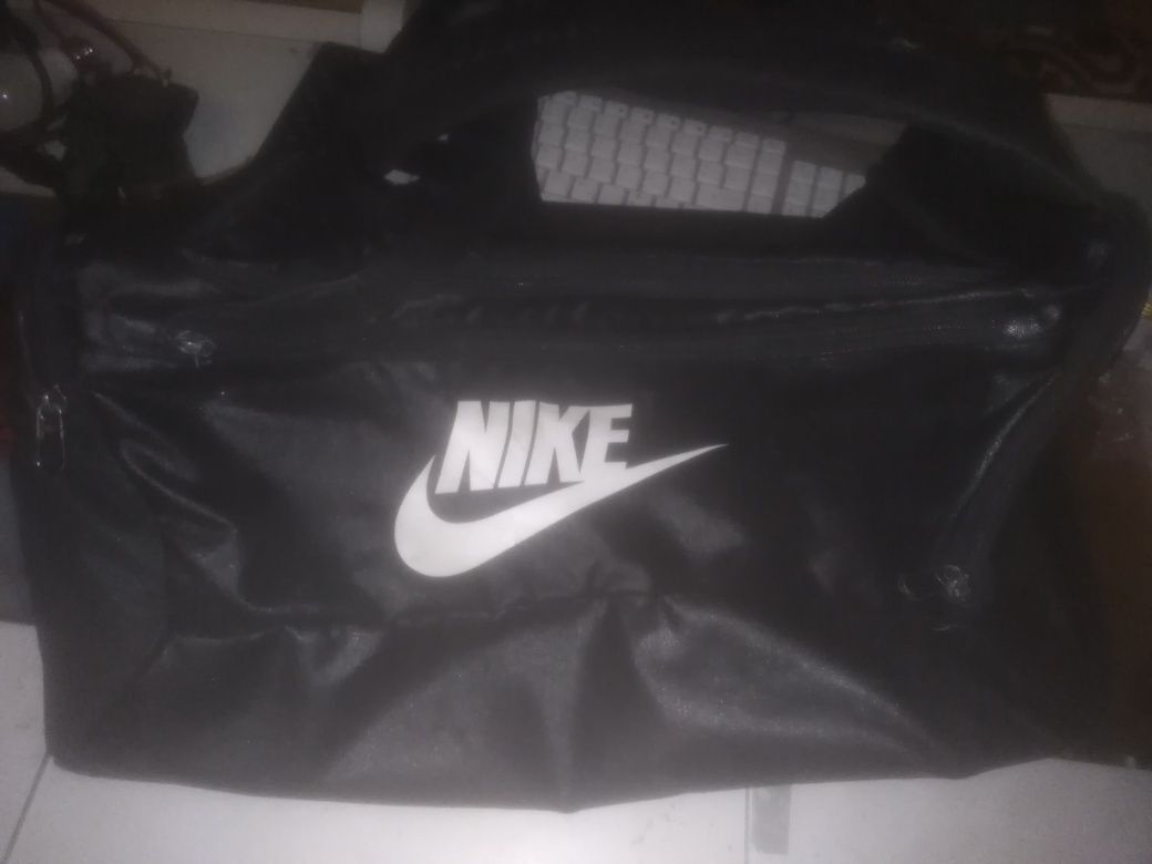torba sportowa skurzana Nike