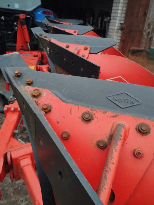 Pługi obrotowe Kuhn Master 102