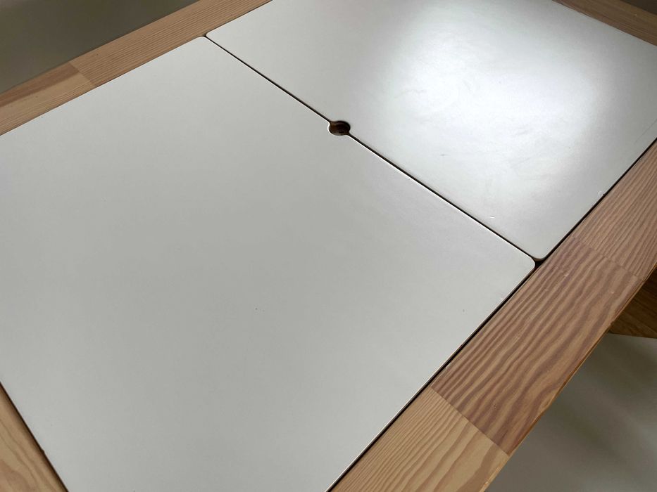 Stoilk dziecięcy Flisat + krzesełko Kritter z pojemnikami