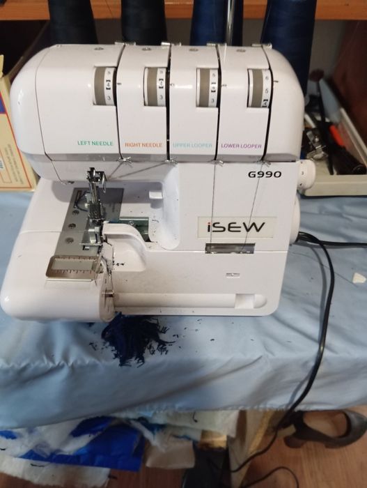 Продам оверлок б/у